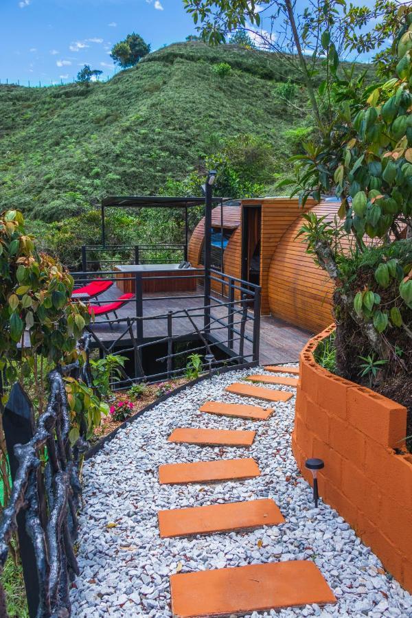 Hotel Glamping The Mountain Guatapé Exterior foto